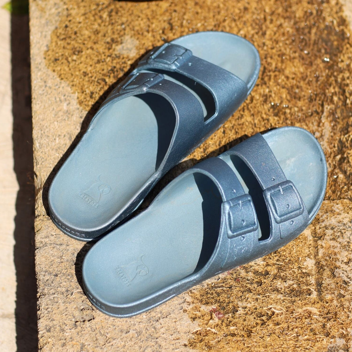 Baleia Ciel Lifestyle : un style de vie inspiré par des tons bleus doux, alliant sérénité et élégance pour un quotidien apaisant et moderne.