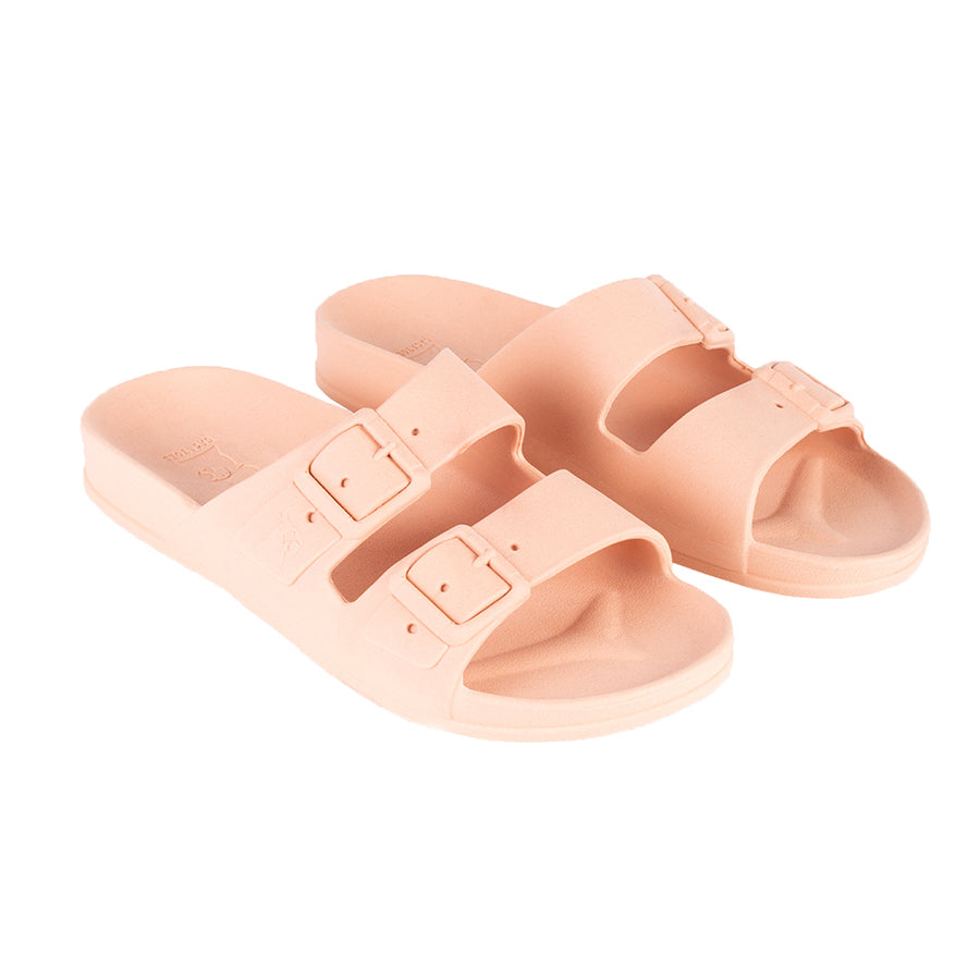 Sandales Cacatoes vue de 3/4 Belo Horizonte Nude, confort et élégance avec une teinte douce pour un look estival raffiné.