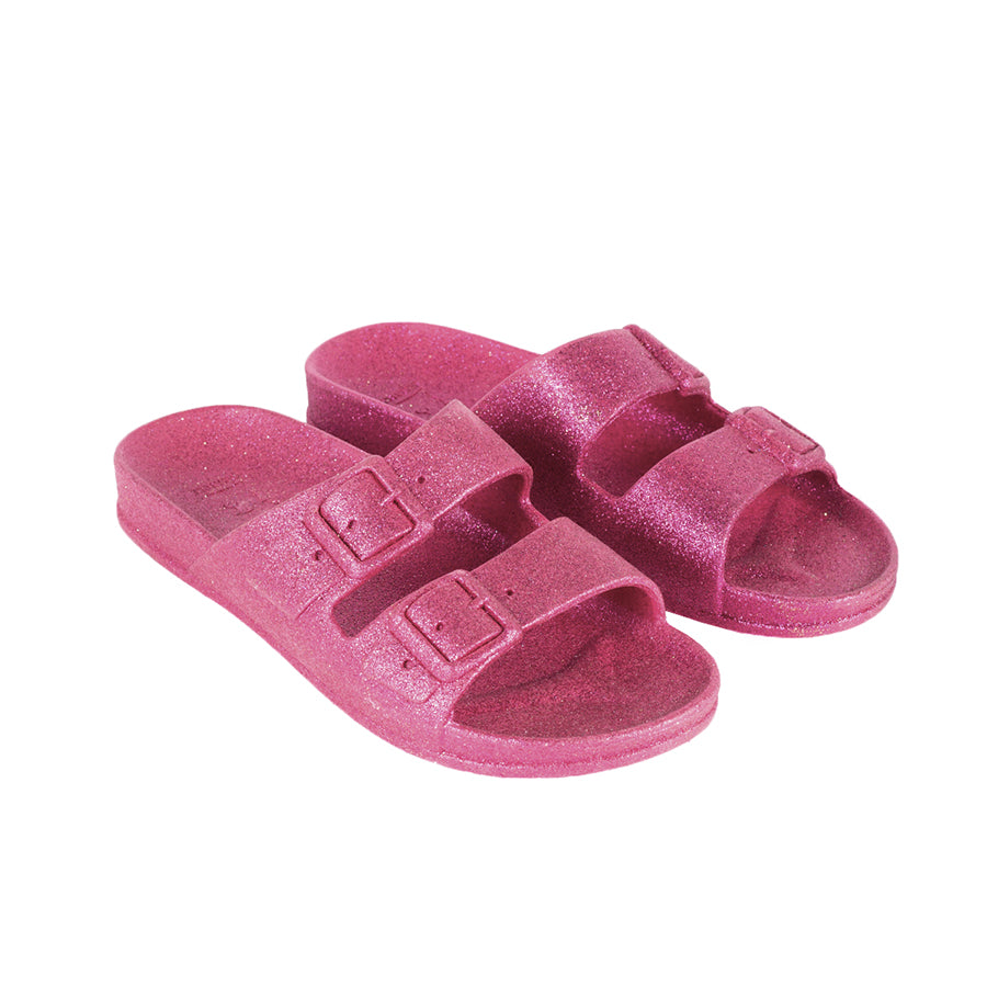 Sandales Cacatoès Carioca Framboise vue de 3/4, confortables et stylées, idéales pour les journées estivales.