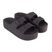 Sandales Cacatoes Caipirinha Classic Black, confort et style avec une teinte noire élégante, parfaites pour un look estival chic et intemporel.