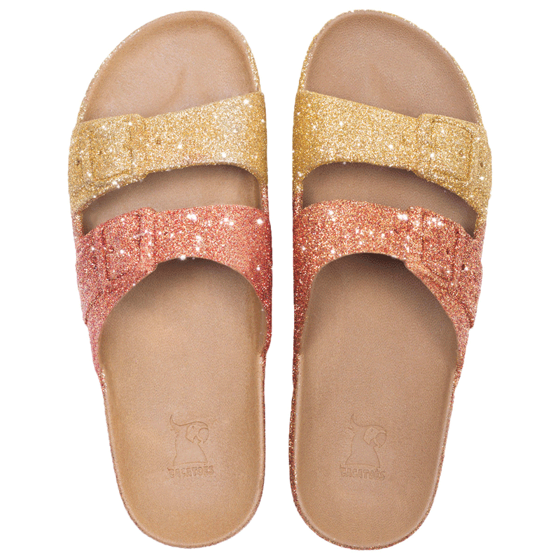 Sandales Cacatoes modèle Mossoro Sahara : un design épuré dans des tons sable chaleureux, pour un look naturel et tendance.