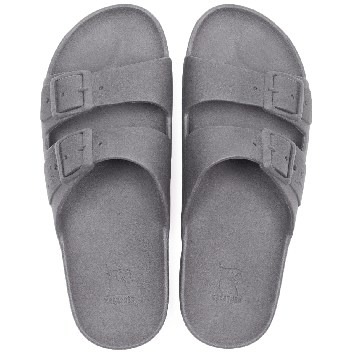 Sandales pour enfants Cacatoès modèle Rio de Janeiro Cool Grey : un design moderne et confortable en gris froid, parfait pour un look estival tendance et pratique.