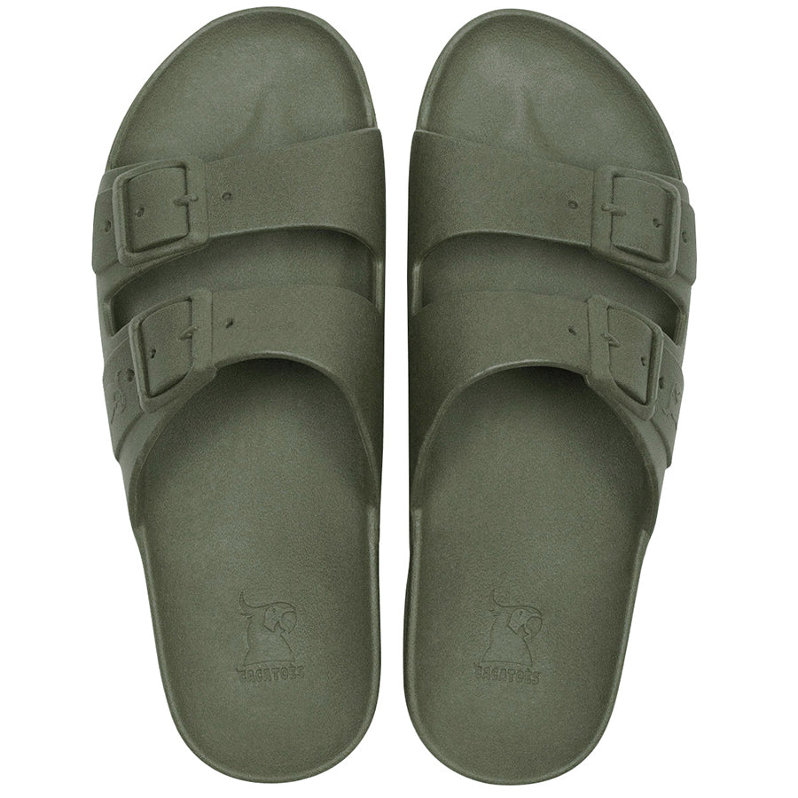 Sandales Cacatoes Rio de Janeiro en kaki foncé, confortables et écologiques, idéales pour la plage et les vacances.