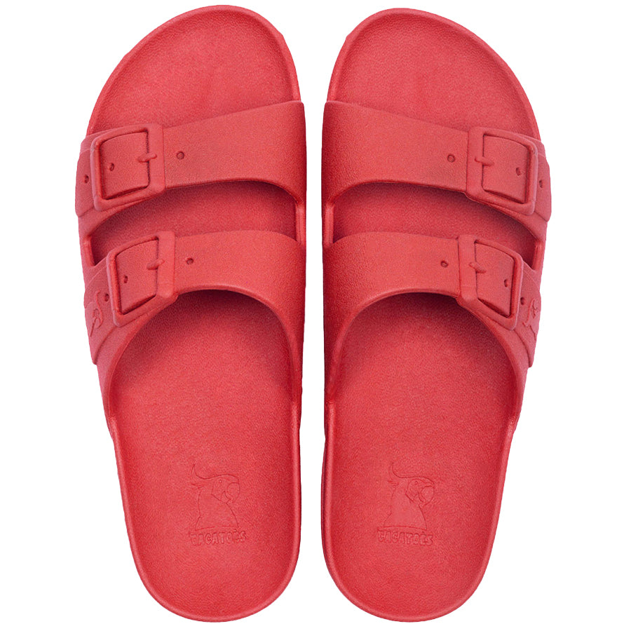 Sandales Cacatoès modèle Rio de Janeiro Red : un design audacieux en rouge vif, parfait pour ajouter une touche de couleur et de confort à votre style estival.