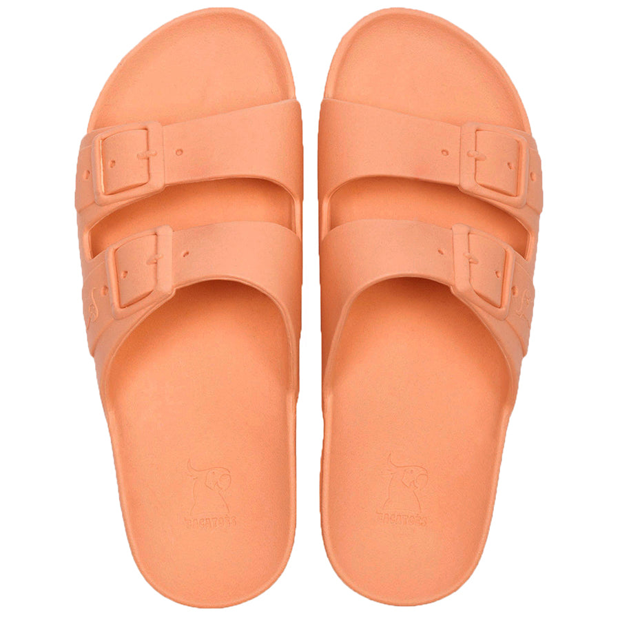 Sandales Cacatoès modèle Rio de Janeiro Salmon : un design coloré et confortable en saumon, parfait pour un look estival joyeux et pratique.