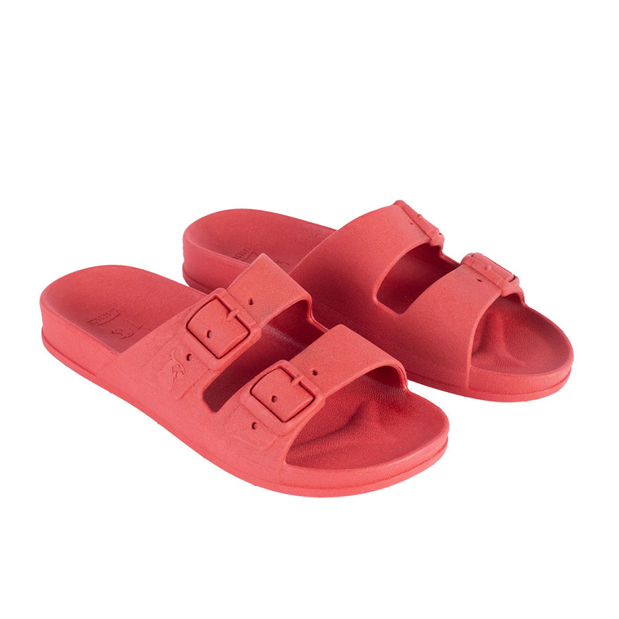 Sandales Cacatoès modèle Rio de Janeiro Red : un design audacieux en rouge vif, parfait pour ajouter une touche de couleur et de confort à votre style estival.