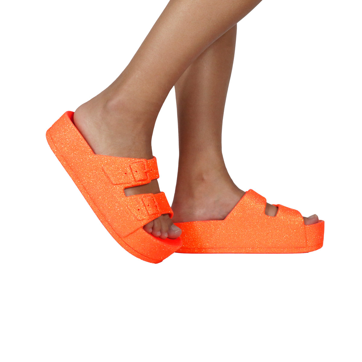 Sandales Cacatoès Caipirinha Neon Orange Fluo, audacieuses et stylées, idéales pour ajouter une touche de couleur vive à votre look.